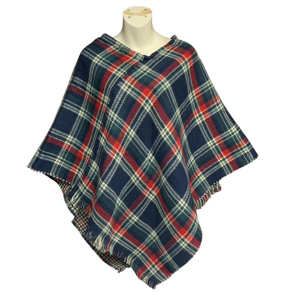 Plaid one size  Poncho green/red/blue with fringe